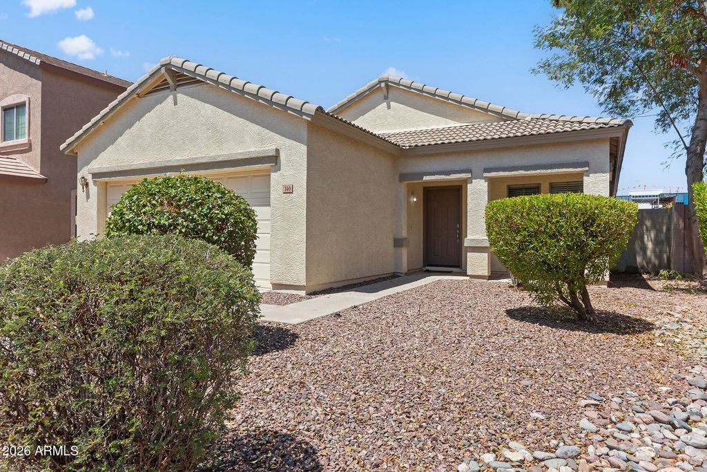 340 E CHRISTOPHER Street, San Tan Valley, AZ 85140 — photo 2