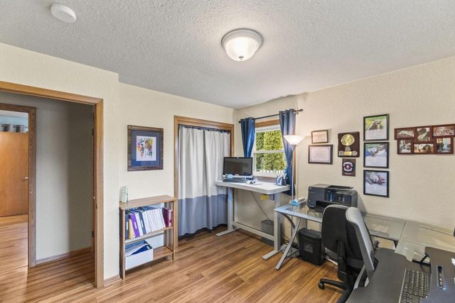 1315 Lily ROAD, Oconomowoc, WI 53066