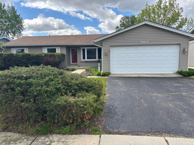 565 Gateshead Avenue S, Elk Grove Village, IL 60007