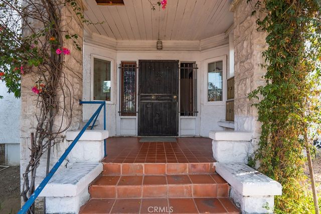 110 S Soto 6, Los Angeles, CA 90033