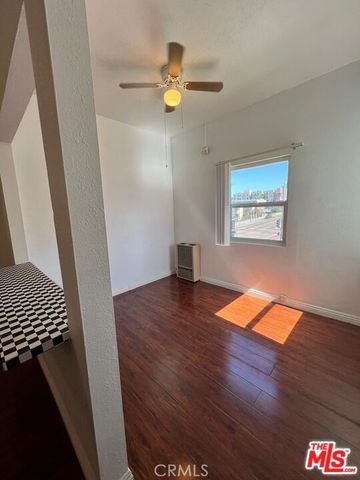 110 S Soto 6, Los Angeles, CA 90033