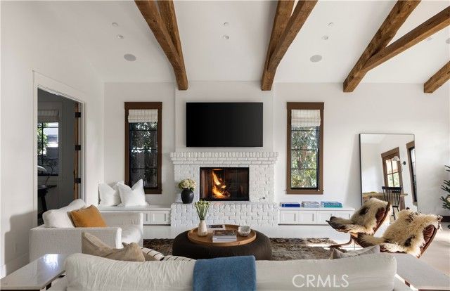 224 Flower Street, Costa Mesa, CA 92627