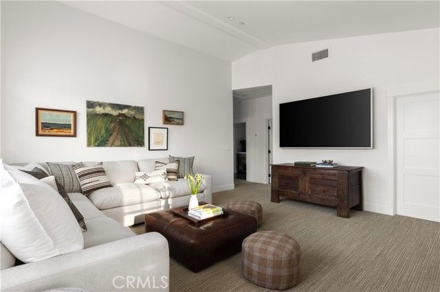 224 Flower Street, Costa Mesa, CA 92627