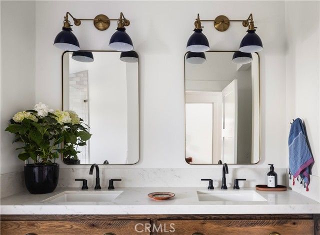 224 Flower Street, Costa Mesa, CA 92627