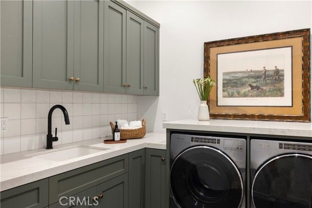 224 Flower Street, Costa Mesa, CA 92627