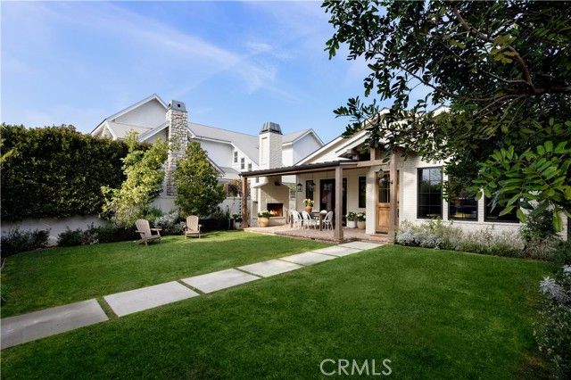 224 Flower Street, Costa Mesa, CA 92627