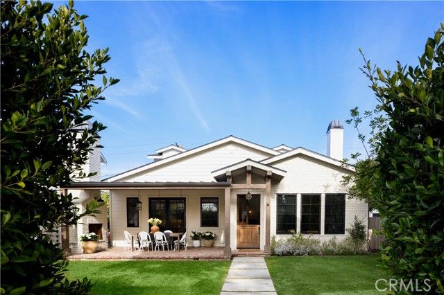 224 Flower Street, Costa Mesa, CA 92627
