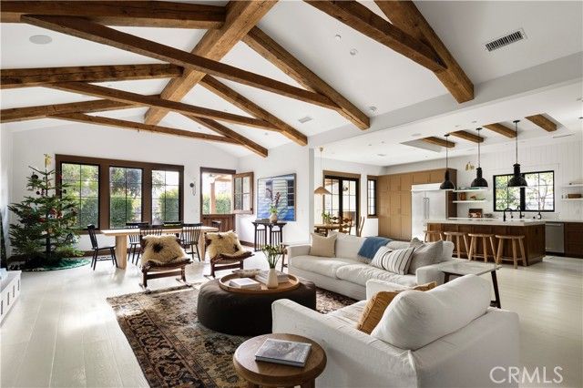 224 Flower Street, Costa Mesa, CA 92627