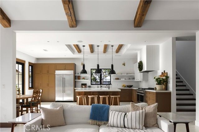 224 Flower Street, Costa Mesa, CA 92627