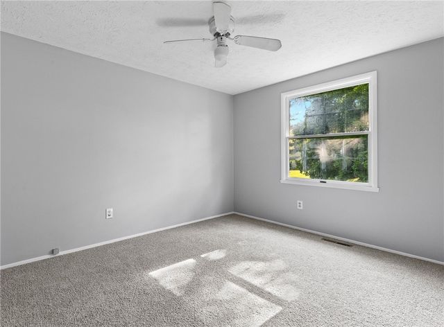 29 Minute Man Trail, Chili, NY 14624