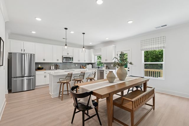 3120 Gravity Drive, Columbia, TN 38401