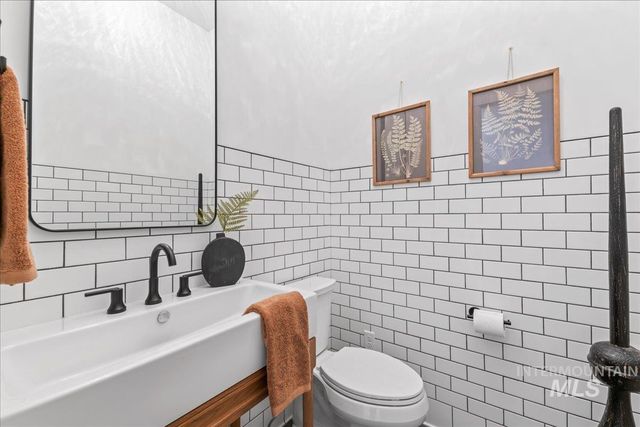 6342 S Bosch Way, Meridian, ID 83642