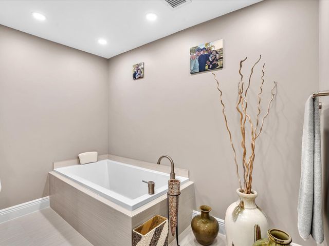 2001 N Ocean Boulevard 305, Boca Raton, FL 33431