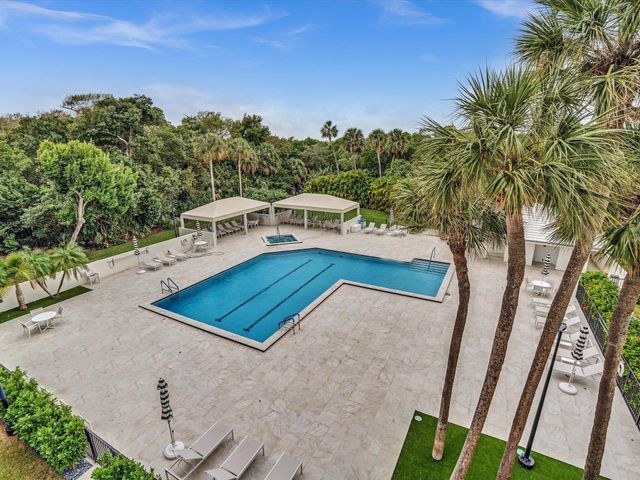 2001 N Ocean Boulevard 305, Boca Raton, FL 33431