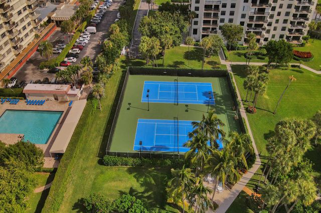 2001 N Ocean Boulevard 305, Boca Raton, FL 33431
