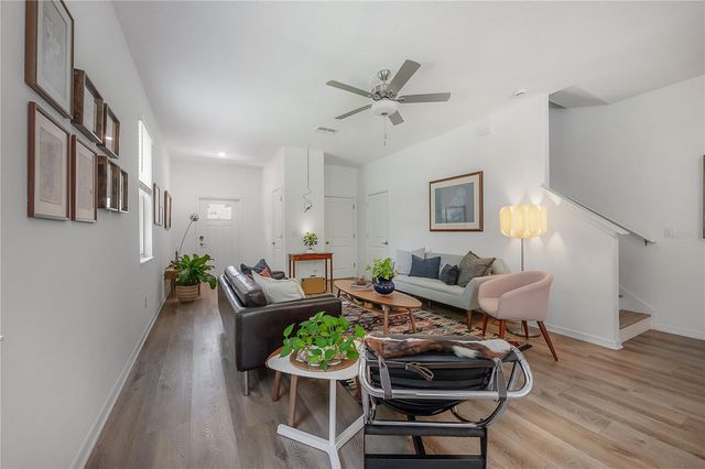 5223 FORUM BOULEVARD, Holiday, FL 34690