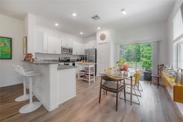 5223 FORUM BOULEVARD, Holiday, FL 34690