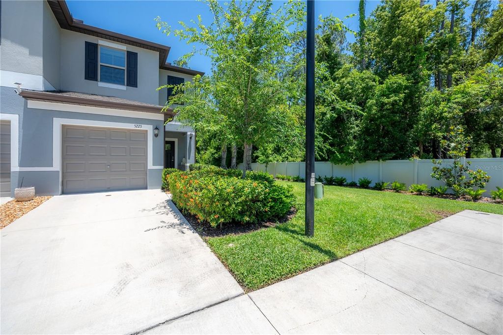 5223 FORUM BOULEVARD, Holiday, FL 34690