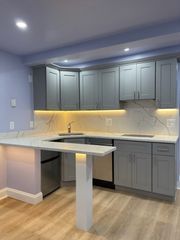 45 Oval Road 6, Quincy, MA 02171