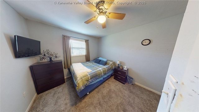 429 Lynn Oak Drive, Lavalette, WV 25535
