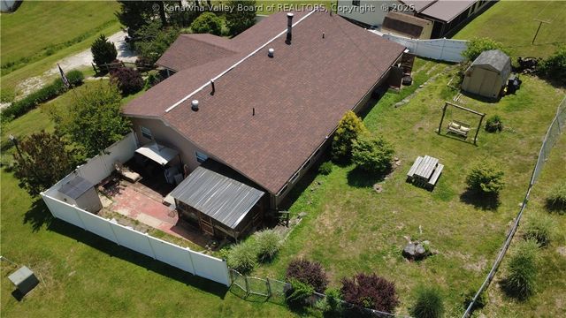 429 Lynn Oak Drive, Lavalette, WV 25535