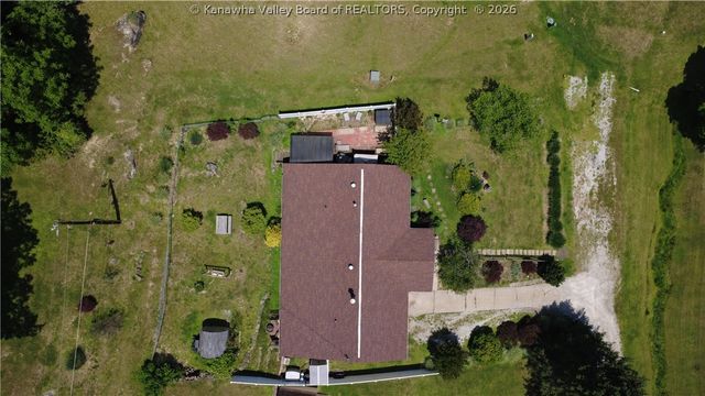 429 Lynn Oak Drive, Lavalette, WV 25535