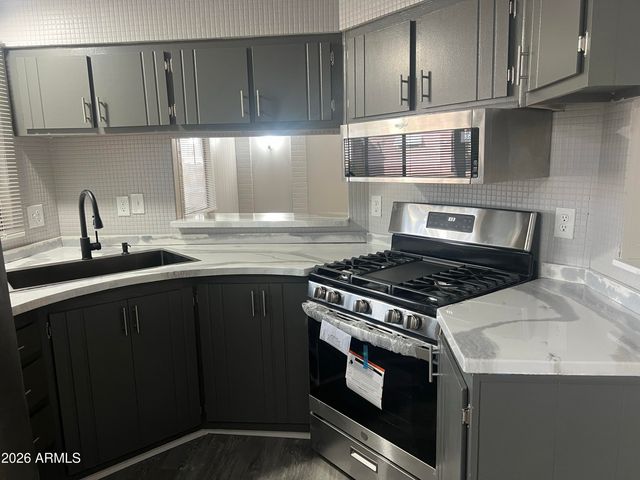 10701 N 99TH Avenue 77, Peoria, AZ 85345