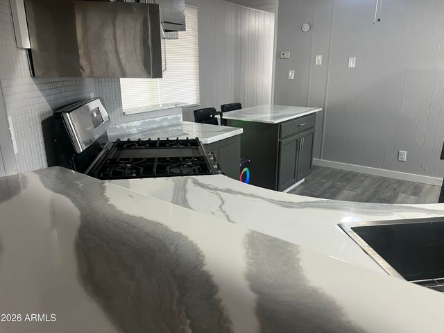 10701 N 99TH Avenue 77, Peoria, AZ 85345