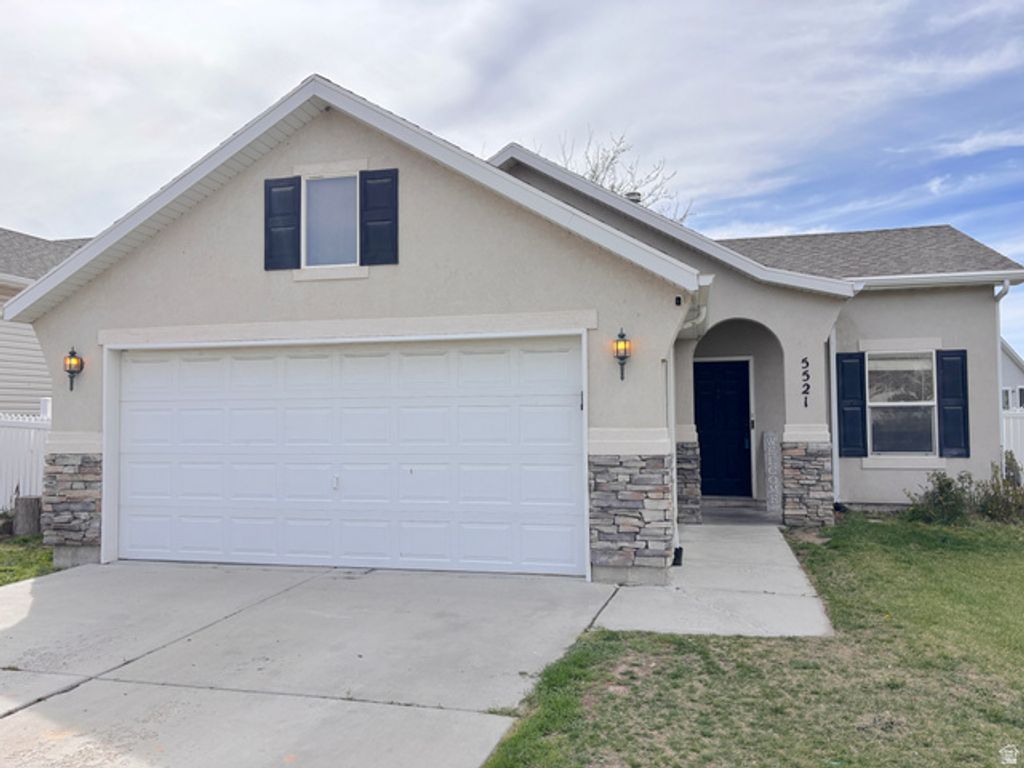 5521 LORRAINE WAY, Stansbury Park, UT 84074