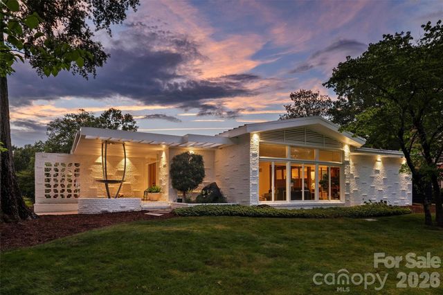 1818 Cloister Drive, Charlotte, NC 28211