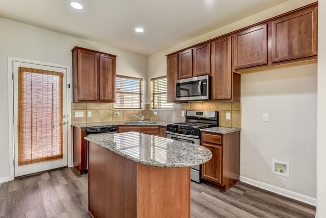 11400 W Parmer LN 87, Cedar Park, TX 78613