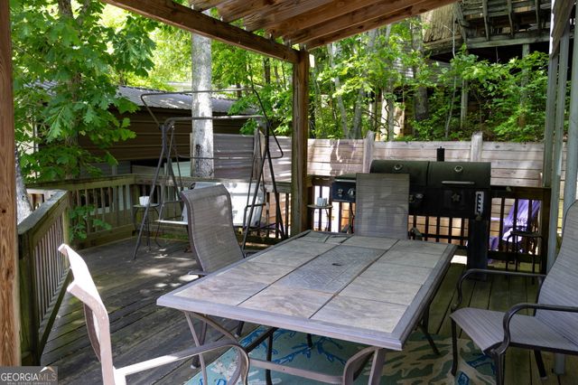 237 Canyon Pass, Cleveland, GA 30528