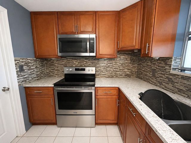 14933 56TH STREET N, Clearwater, FL 33760
