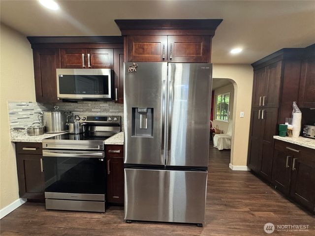 247 Big Hanford Road, Centralia, WA 98531