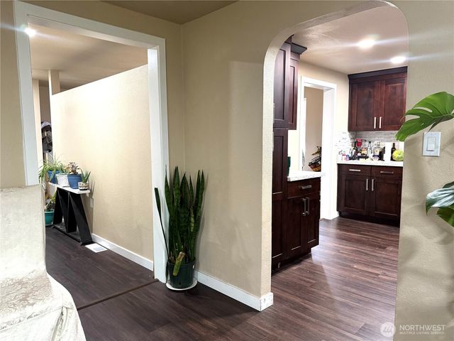 247 Big Hanford Road, Centralia, WA 98531