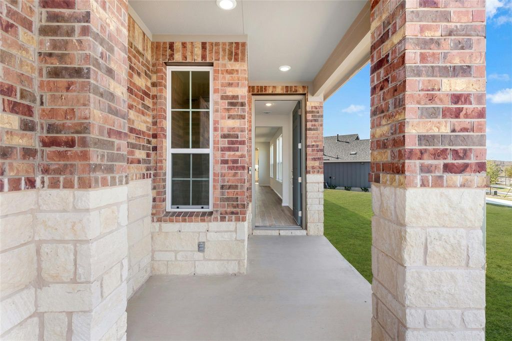 706 Livewater CV, Georgetown, TX 78633