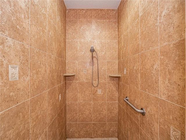 5836 Pine Ridge Circle, Vero Beach, FL 32967