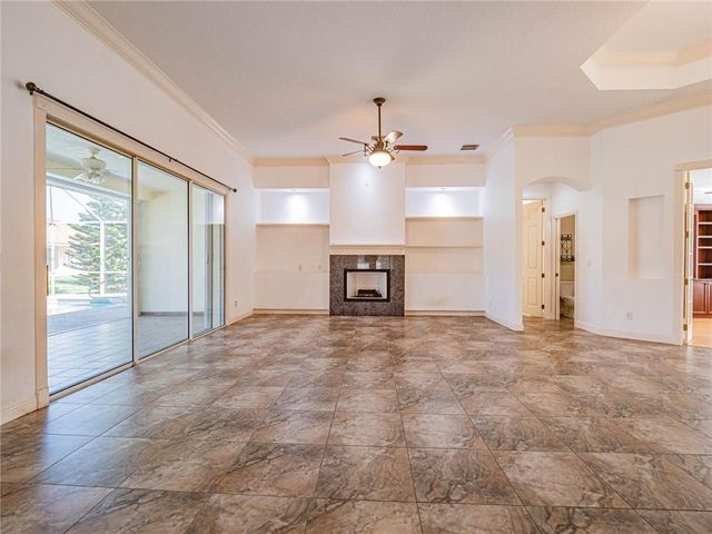 5836 Pine Ridge Circle, Vero Beach, FL 32967