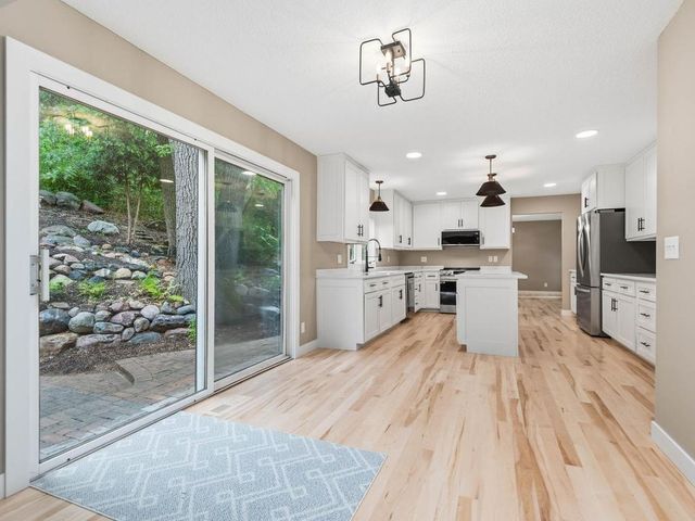 4816 Kingsdale Drive, Bloomington, MN 55437