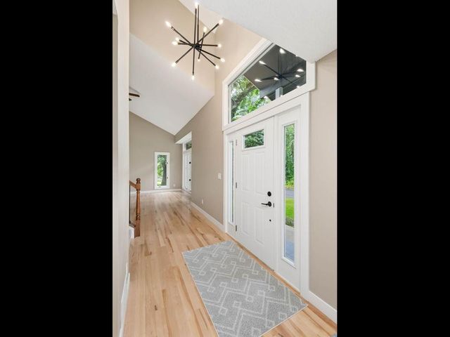 4816 Kingsdale Drive, Bloomington, MN 55437