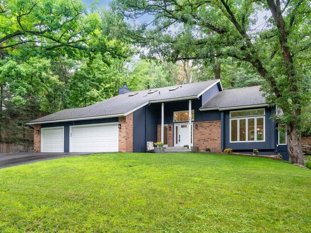 4816 Kingsdale Drive, Bloomington, MN 55437