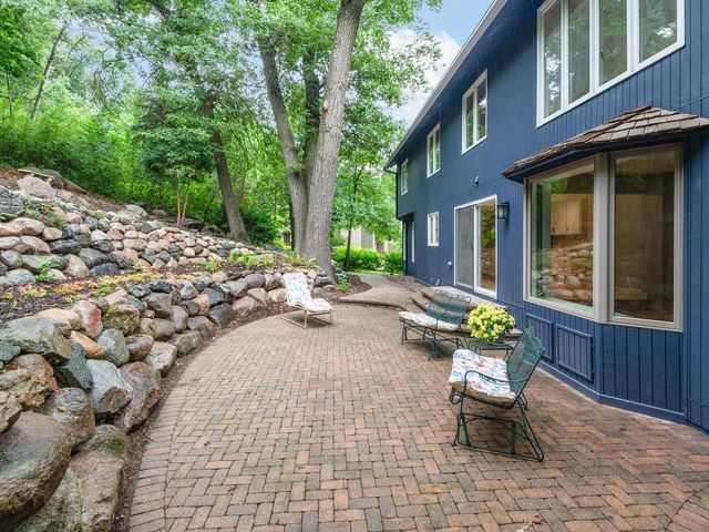 4816 Kingsdale Drive, Bloomington, MN 55437