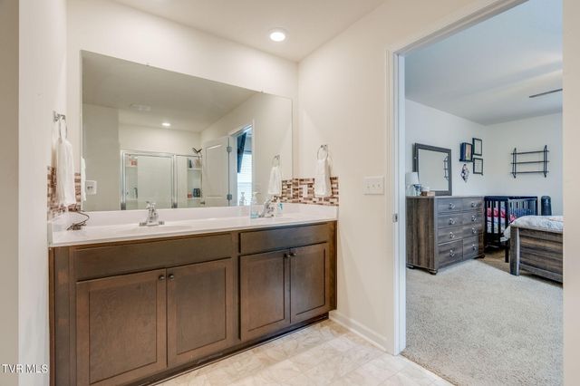 231 Crockett Drive, Church Hill, TN 37642