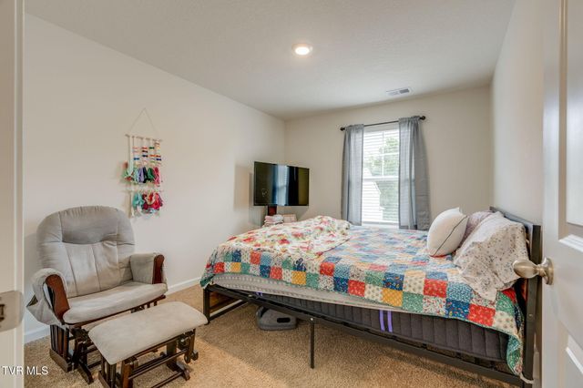 231 Crockett Drive, Church Hill, TN 37642