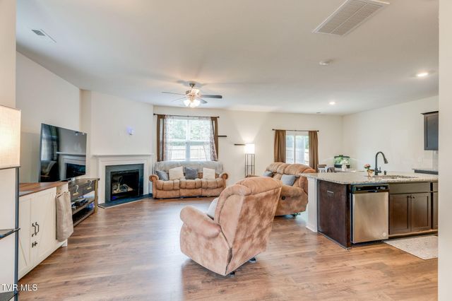 231 Crockett Drive, Church Hill, TN 37642
