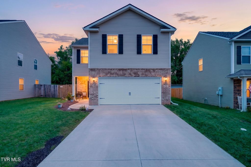 231 Crockett Drive, Church Hill, TN 37642