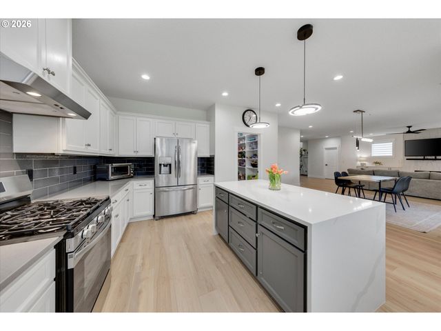 12500 Ne 107TH Way, Vancouver, WA 98682