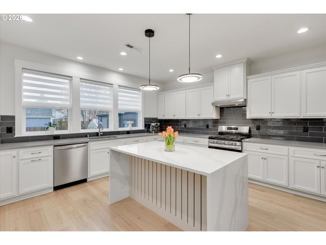 12500 Ne 107TH Way, Vancouver, WA 98682