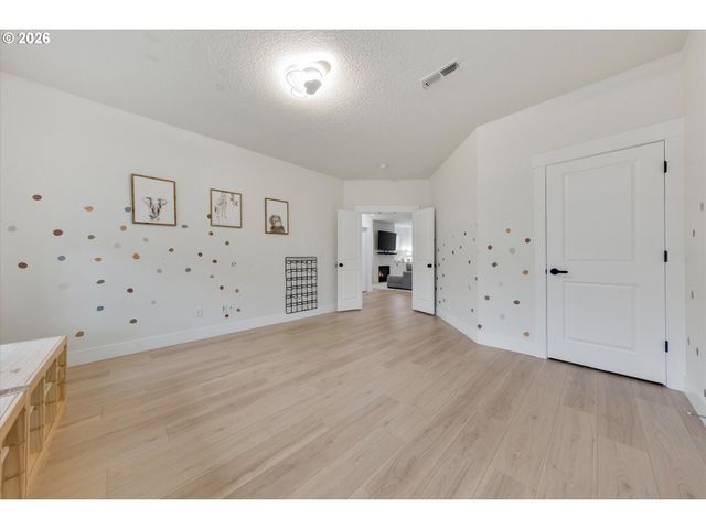 12500 Ne 107TH Way, Vancouver, WA 98682