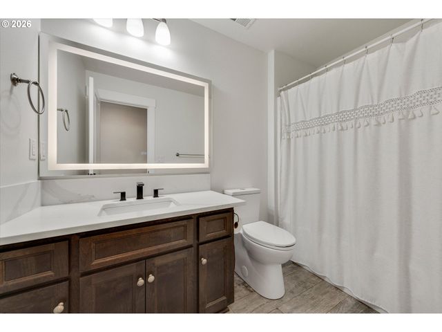 12500 Ne 107TH Way, Vancouver, WA 98682